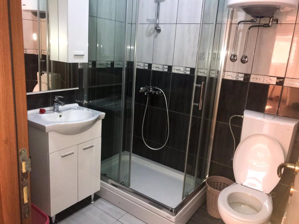Jovana -- Porodicni Apartmani Igalo Херцег-Нови Экстерьер фото