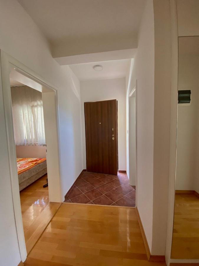 Jovana -- Porodicni Apartmani Igalo Херцег-Нови Экстерьер фото