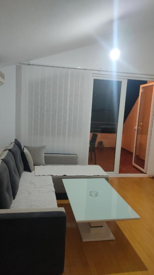 Jovana -- Porodicni Apartmani Igalo Херцег-Нови Экстерьер фото