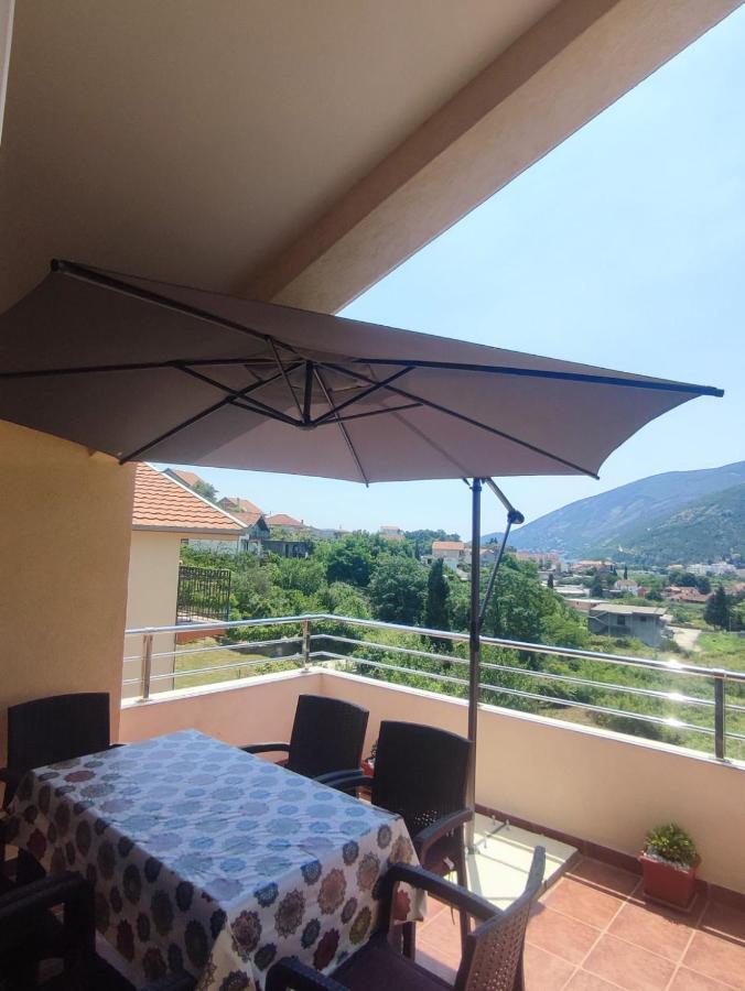 Jovana -- Porodicni Apartmani Igalo Херцег-Нови Экстерьер фото